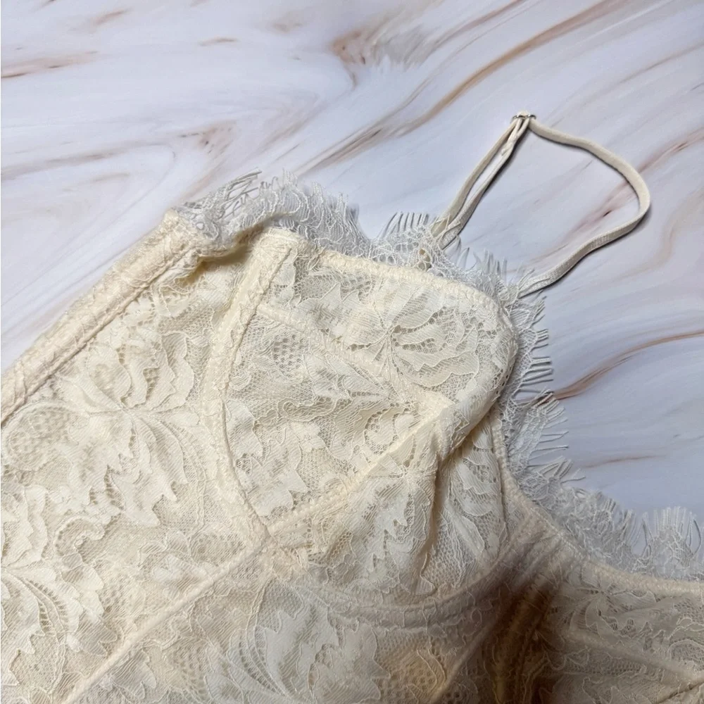 Hunter & Brown Cream Lace Bralette Small Elegant Feminine Soft Romantic Festival